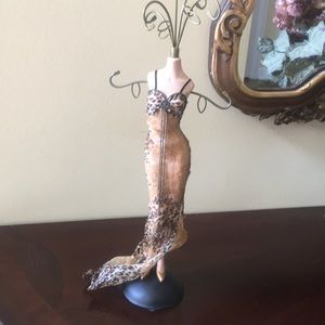Jacki design leopard dress Jewelry holder